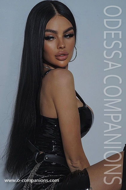 allessia, 22 YEARS
www.o-companions.com