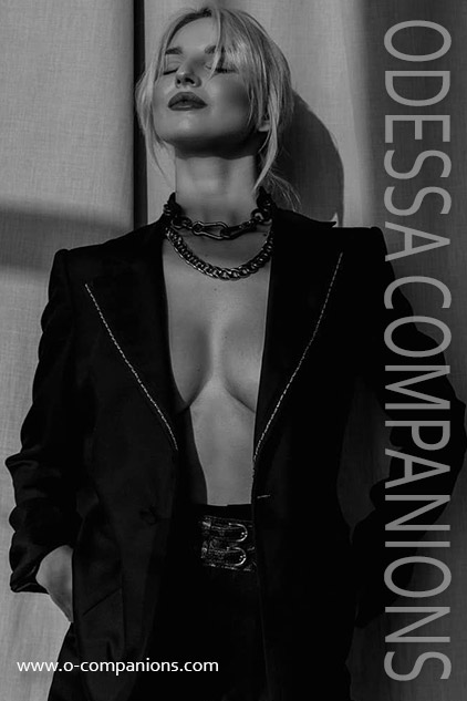 sara, 25 YEARS
www.o-companions.com